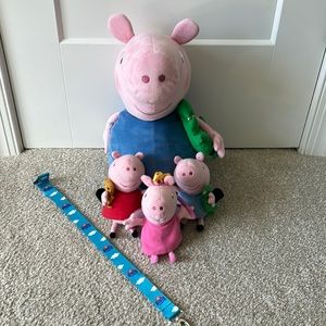 Peppa Pig Stuffies & Carabiner Necklace